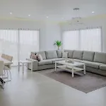 Du Golf Villa *